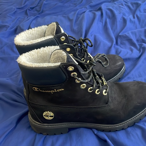 Timberland 6" Shearling Boot
Champion Black - Picture 4 of 7